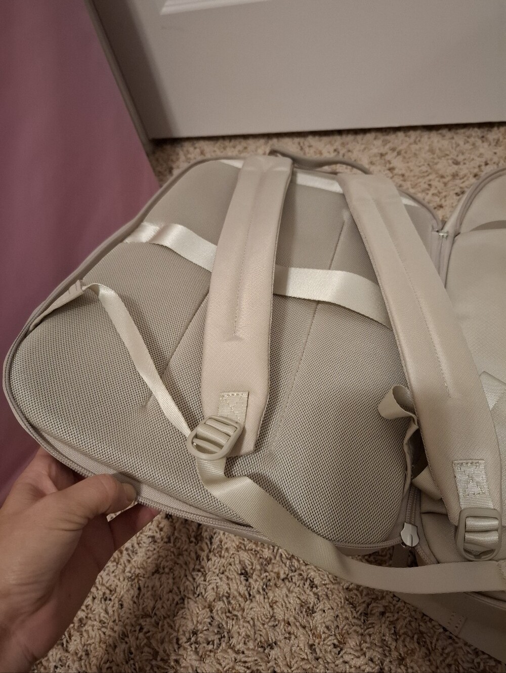 Samsonite Cream-Colored Commuter Backpack - Picture 6 of 10